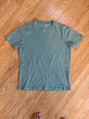 Banana Republic Factory Standard-Fit Premium Wash Crew-Neck T-Shirt size medium